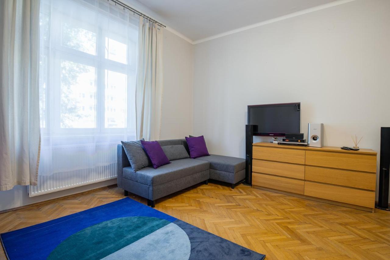 Kings Neighbor. Apartment 600 Meters From Castle Krasków Dış mekan fotoğraf